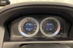 harmaa Volvo XC60 2012 kuva 13.