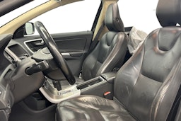 musta Volvo XC60 2012 kuva 7.