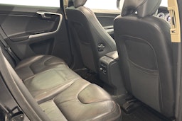 musta Volvo XC60 2012 kuva 9.