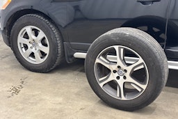 musta Volvo XC60 2012 kuva 30.