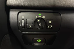 musta Volvo XC60 2012 kuva 15.
