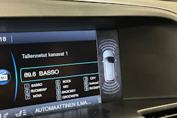 musta Volvo XC60 2012 kuva 19.