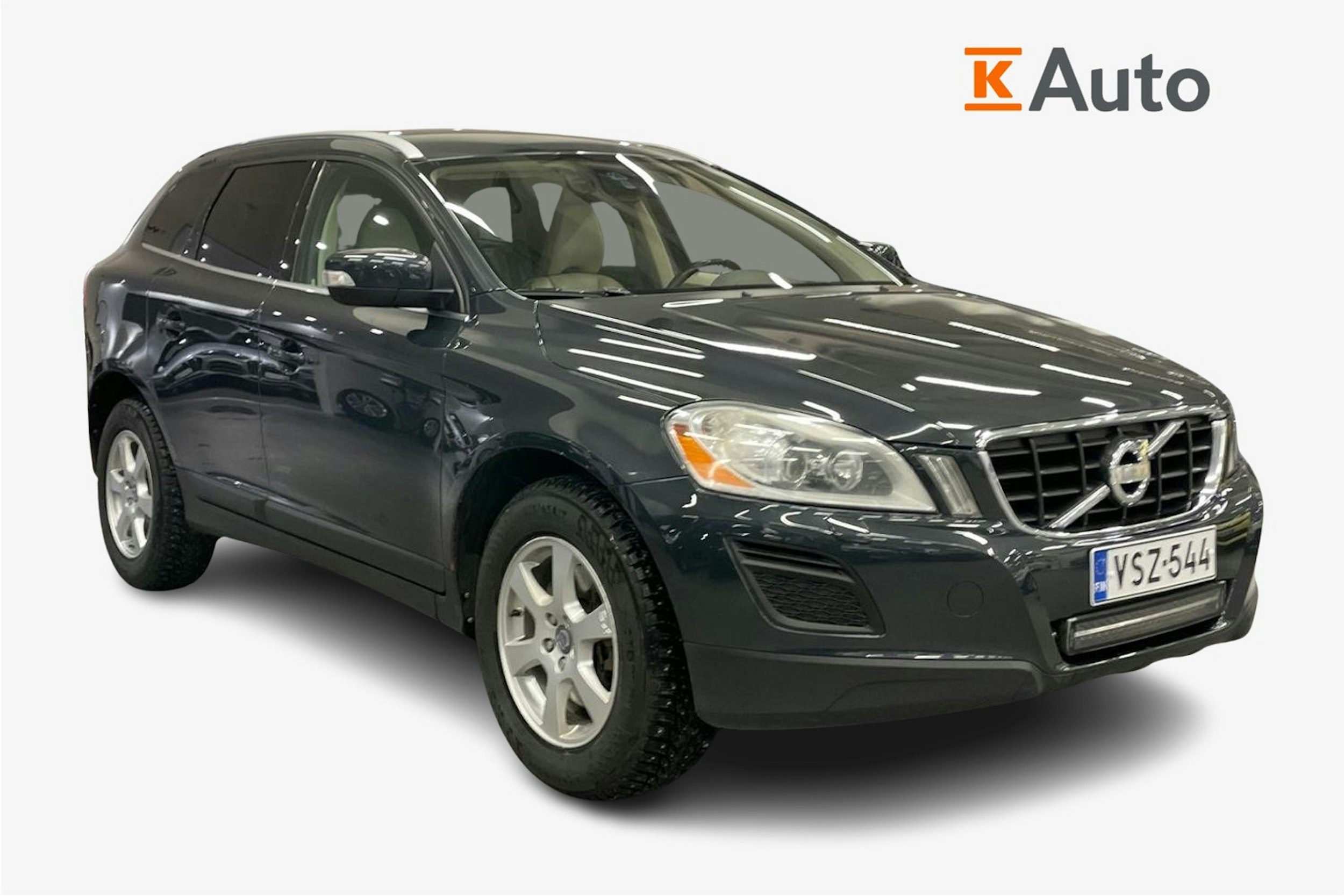 Harmaa Volvo XC60 2012 kuva 1.