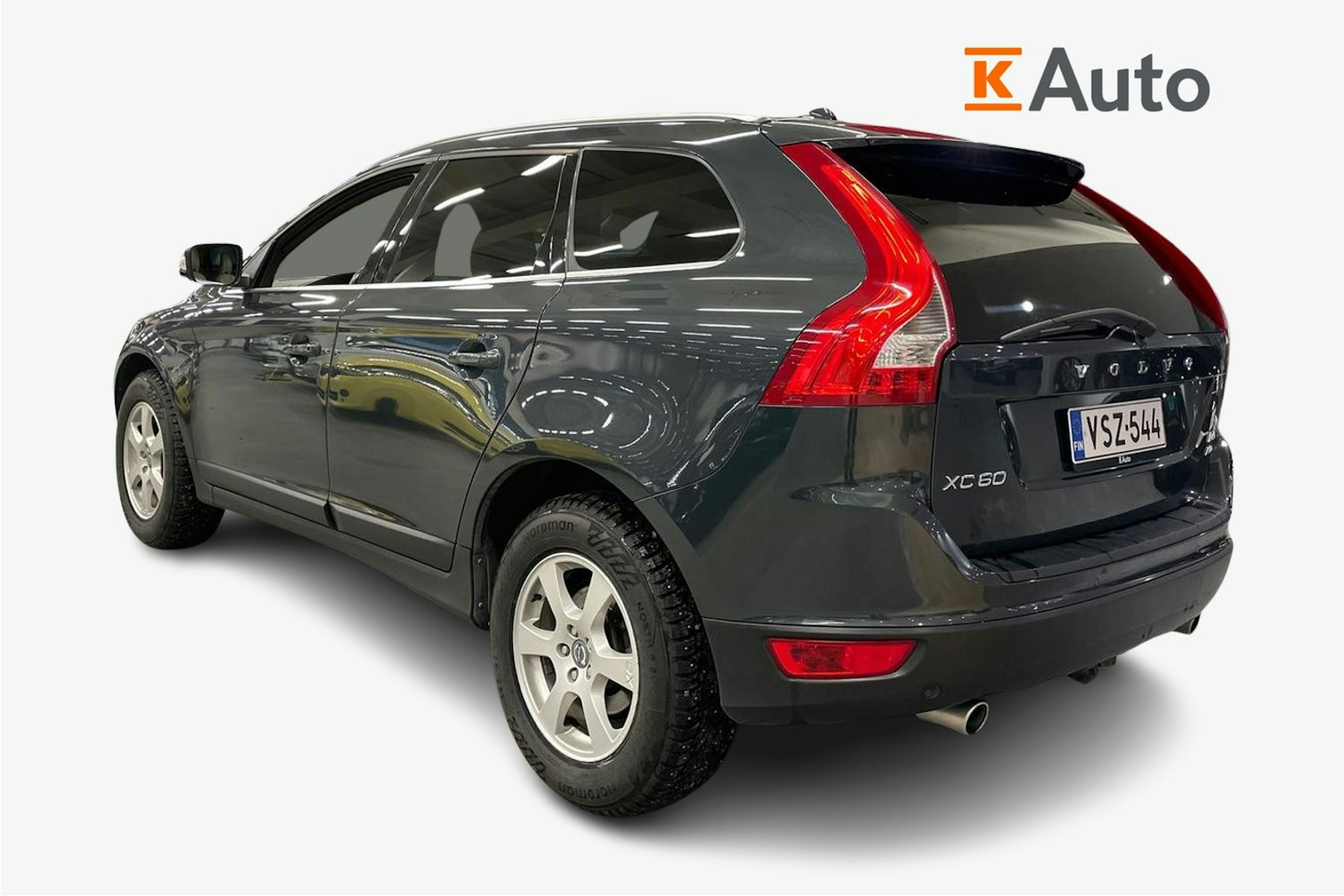 Harmaa Volvo XC60 2012 kuva 2.
