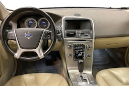 Harmaa Volvo XC60 2012 kuva 9.