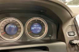 Harmaa Volvo XC60 2012 kuva 18.