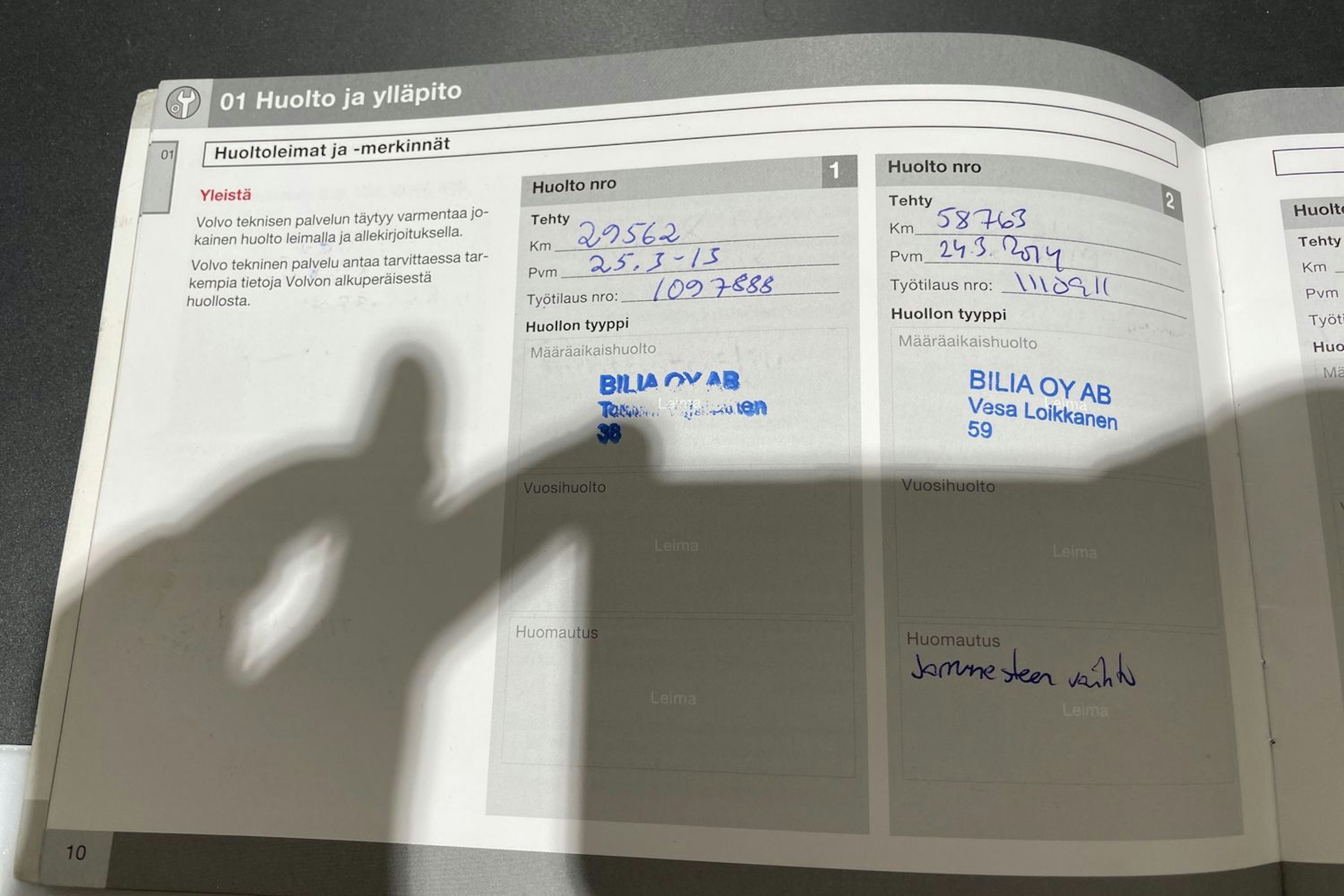 Harmaa Volvo XC60 2012 kuva 24.