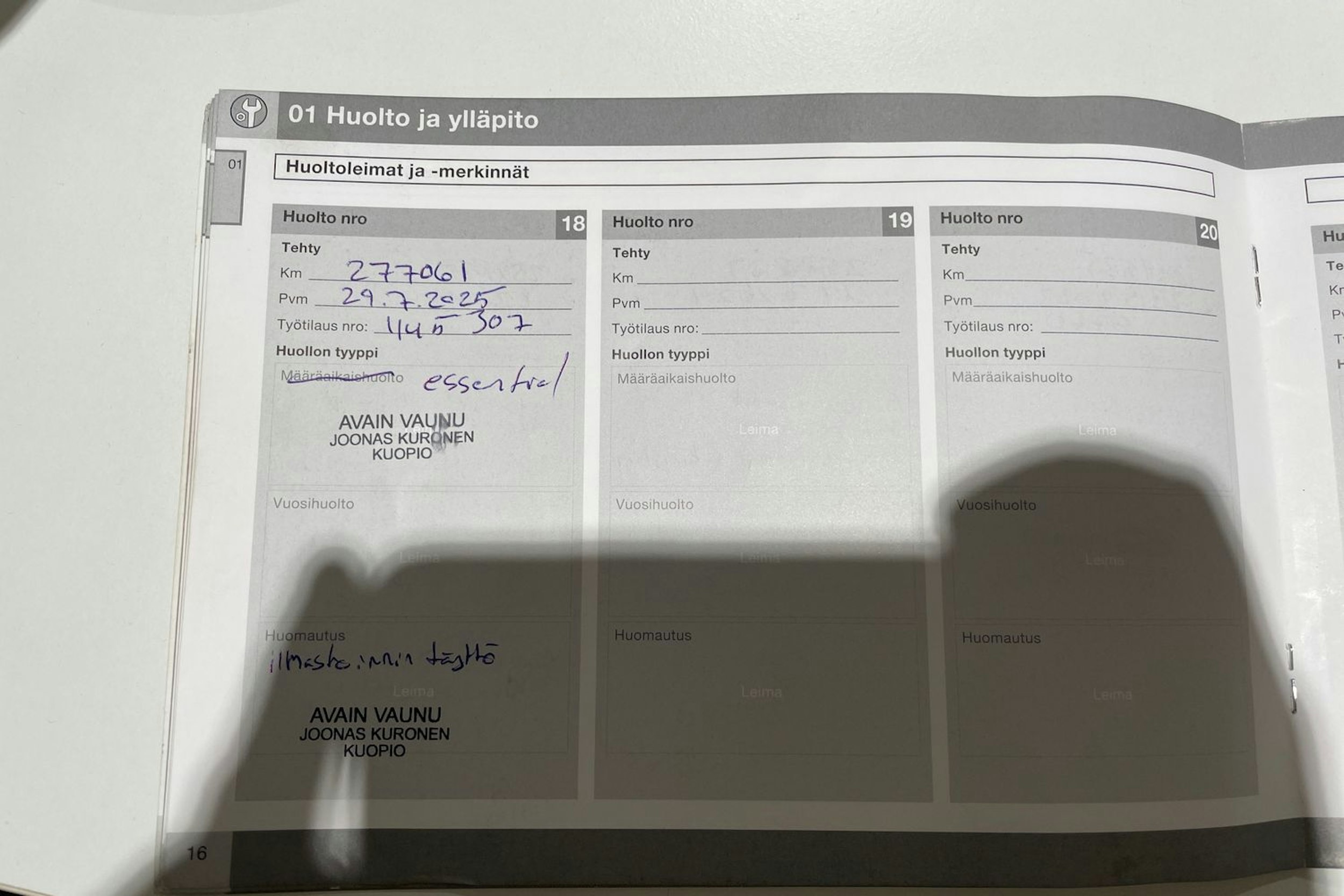 Harmaa Volvo XC60 2012 kuva 30.