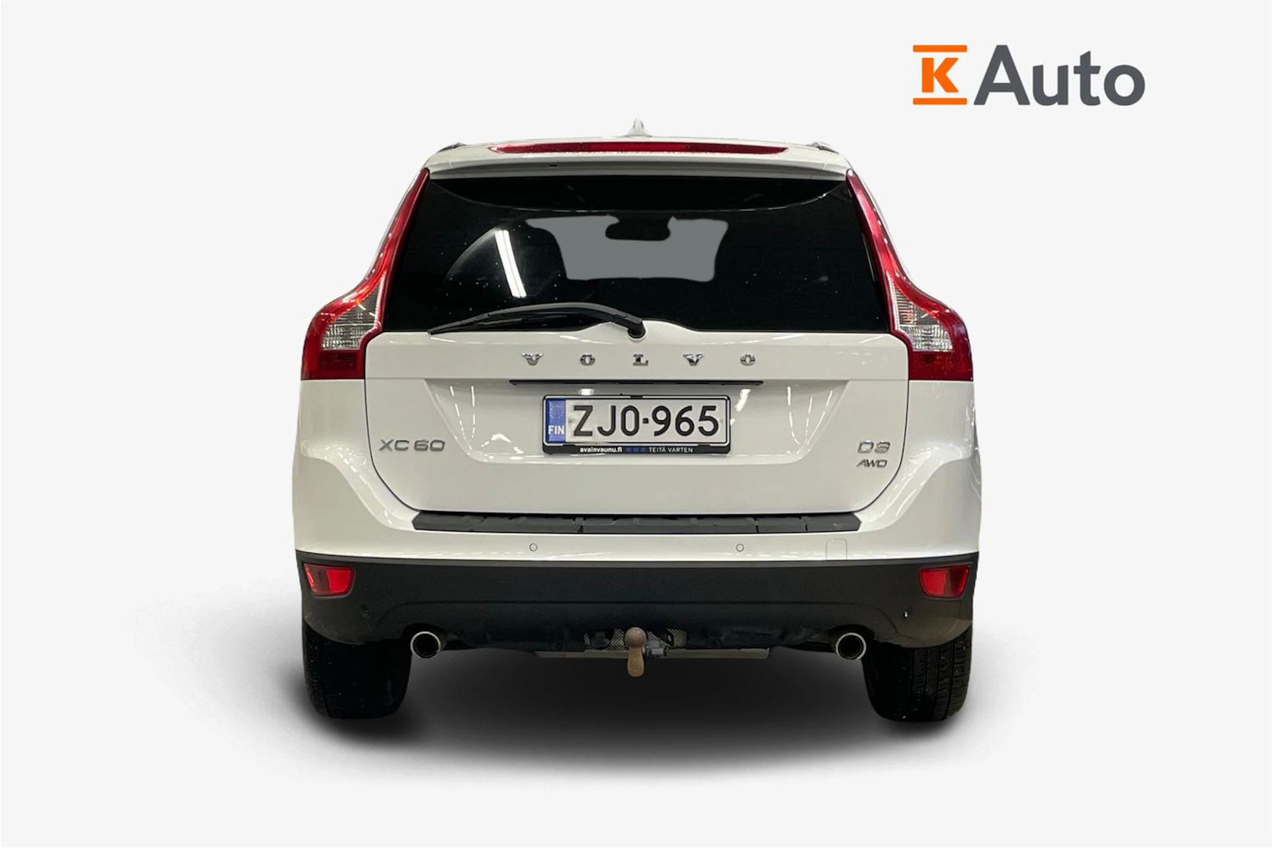 Valkoinen Volvo XC60 2012 kuva 4.