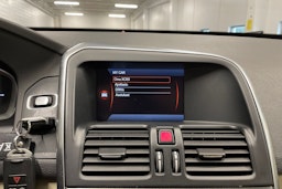 valkoinen Volvo XC60 2013 kuva 20.