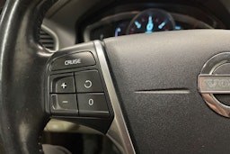 valkoinen Volvo XC60 2013 kuva 23.