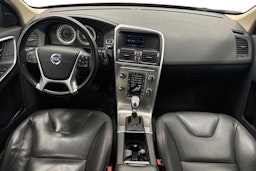 punainen Volvo XC60 2013 kuva 7.