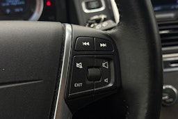 punainen Volvo XC60 2013 kuva 12.