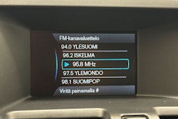 punainen Volvo XC60 2013 kuva 18.