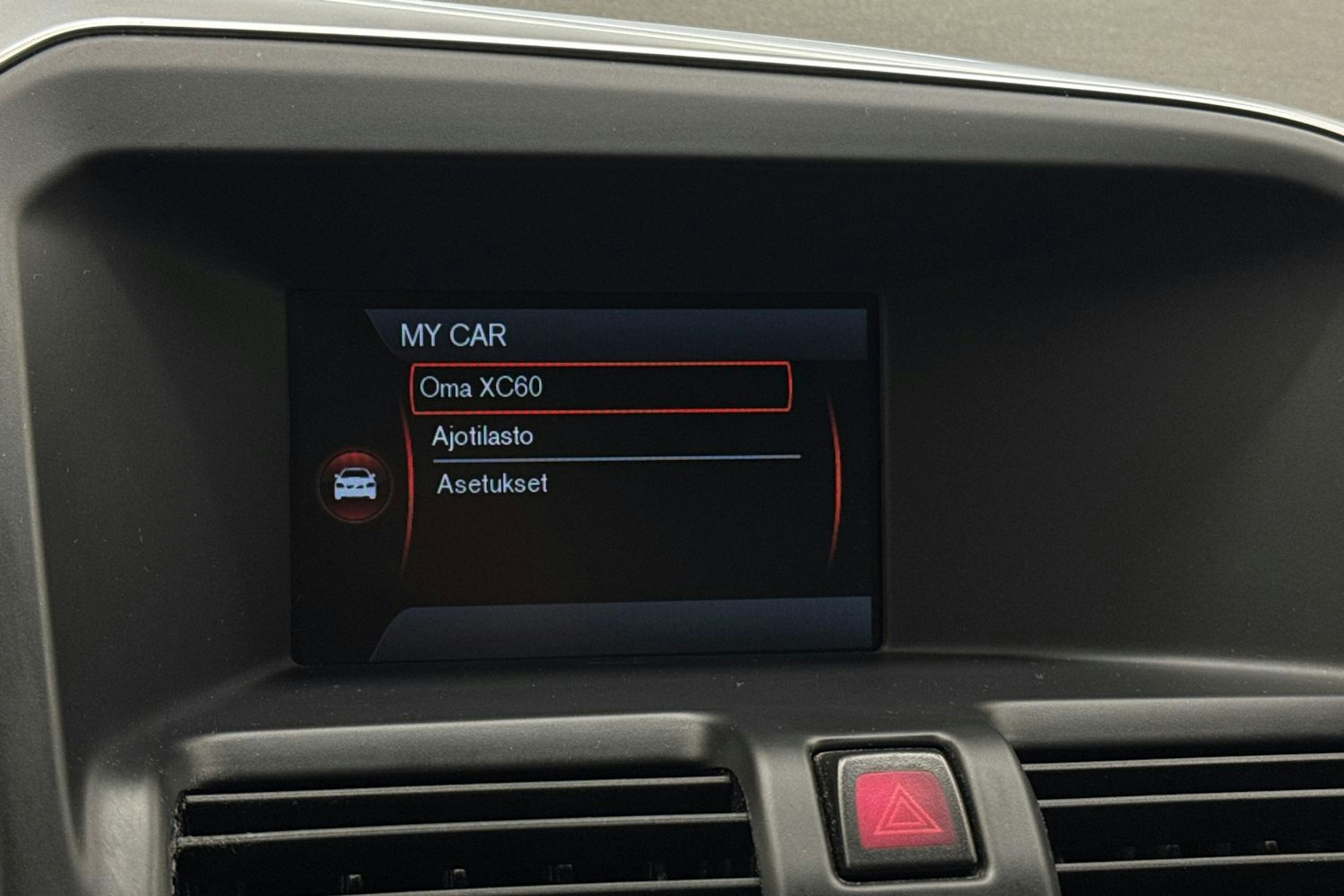 punainen Volvo XC60 2013 kuva 21.