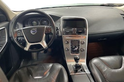 Sininen Volvo XC60 2013 kuva 9.