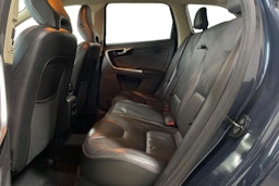 Sininen Volvo XC60 2013 kuva 10.