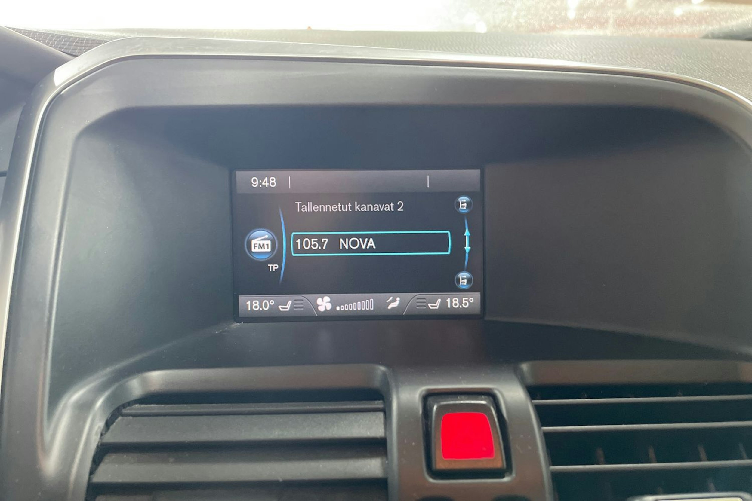 Sininen Volvo XC60 2013 kuva 18.