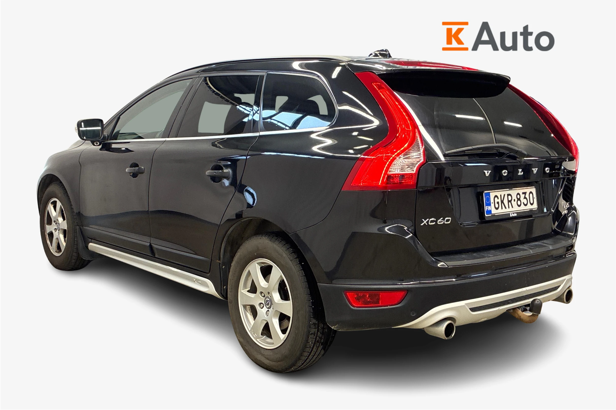 musta Volvo XC60 2013 kuva 2.