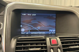 musta Volvo XC60 2013 kuva 15.