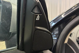 musta Volvo XC60 2013 kuva 21.
