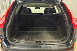 musta Volvo XC60 2013 kuva 25.