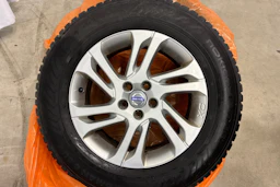 musta Volvo XC60 2013 kuva 32.