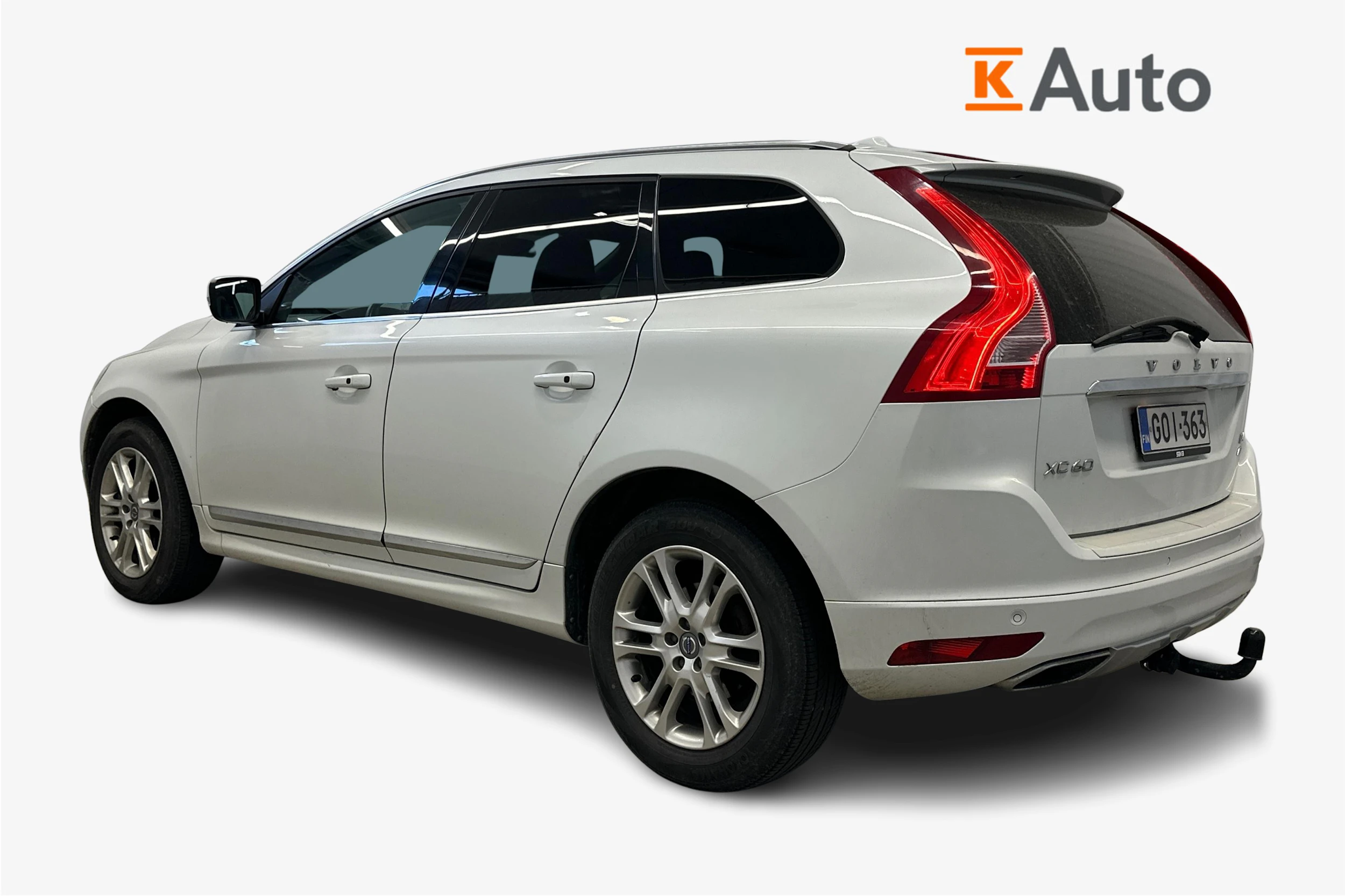 valkoinen Volvo XC60 2014 kuva 2.