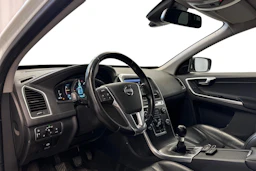 valkoinen Volvo XC60 2014 kuva 3.