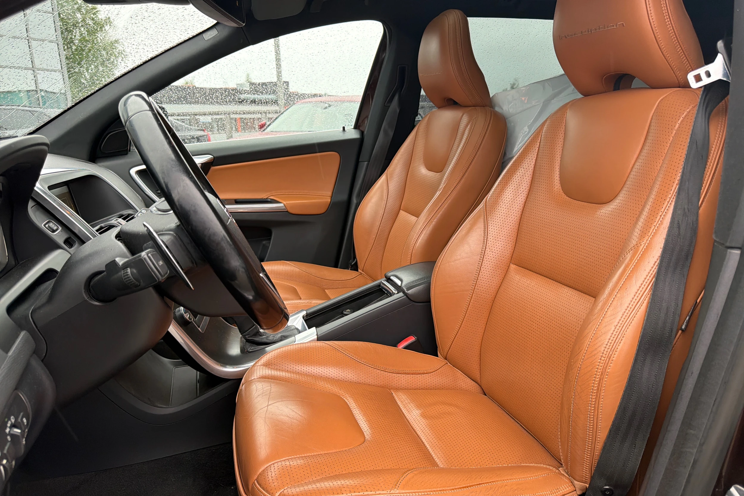 ruskea (beige) Volvo XC60 2013 kuva 4.