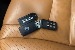 ruskea (beige) Volvo XC60 2014 kuva 27.
