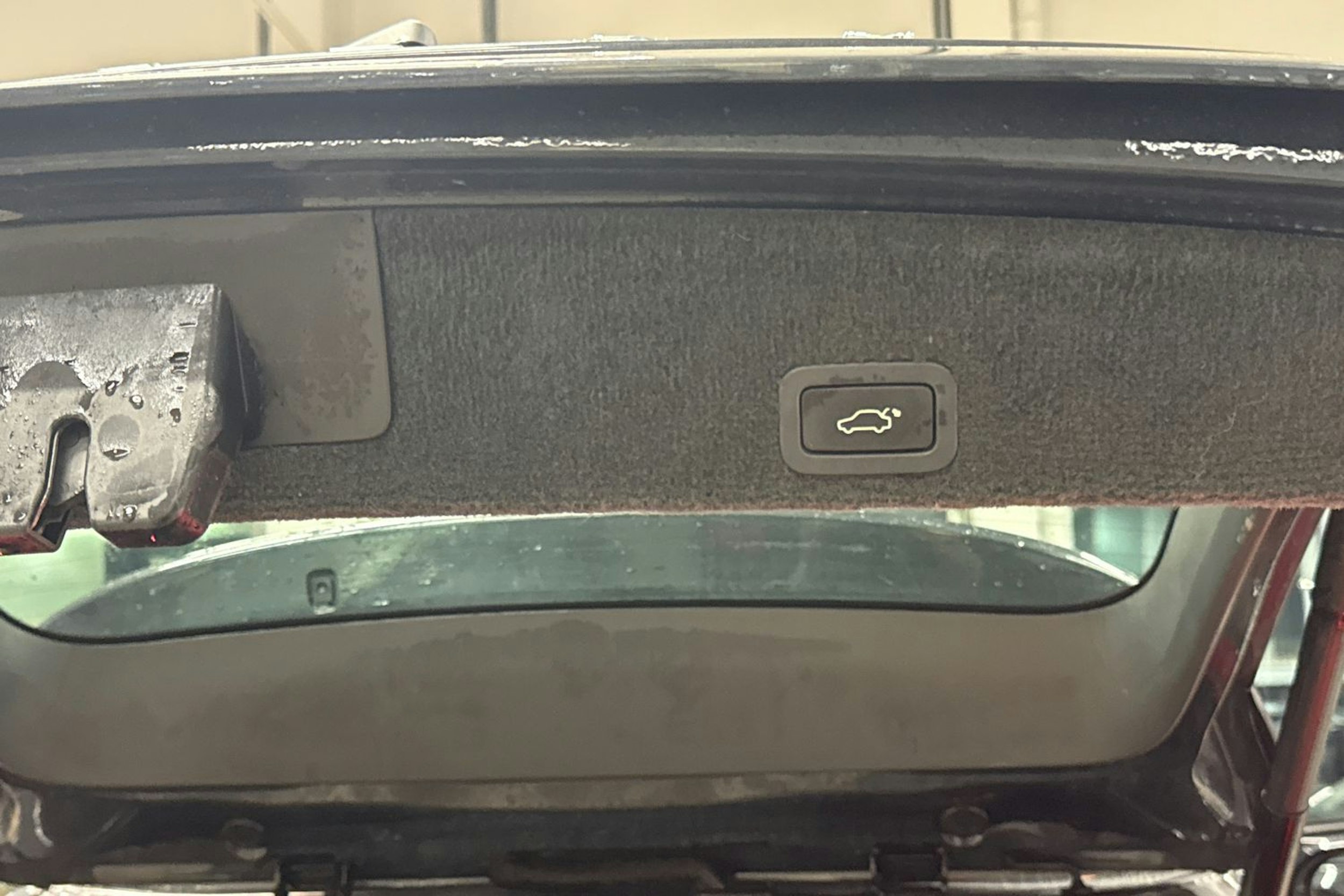 Harmaa Volvo XC60 2013 kuva 13.