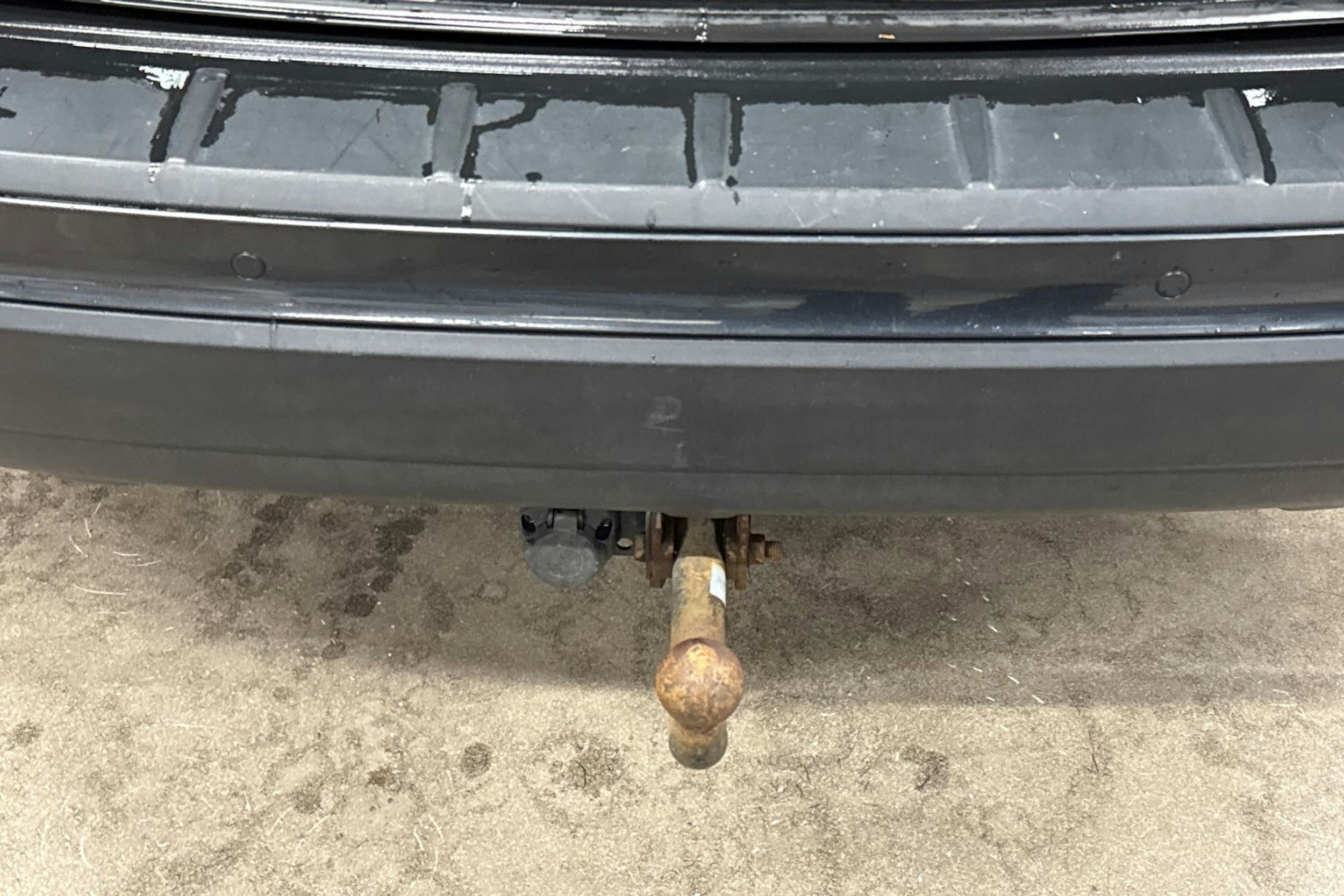 Harmaa Volvo XC60 2013 kuva 14.