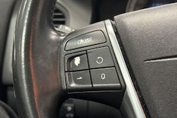 Harmaa Volvo XC60 2013 kuva 17.