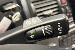 Harmaa Volvo XC60 2013 kuva 19.