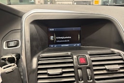 Harmaa Volvo XC60 2013 kuva 24.