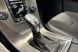 musta Volvo XC60 2013 kuva 17.