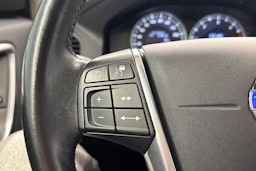 musta Volvo XC60 2013 kuva 18.