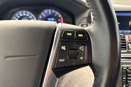 musta Volvo XC60 2013 kuva 19.