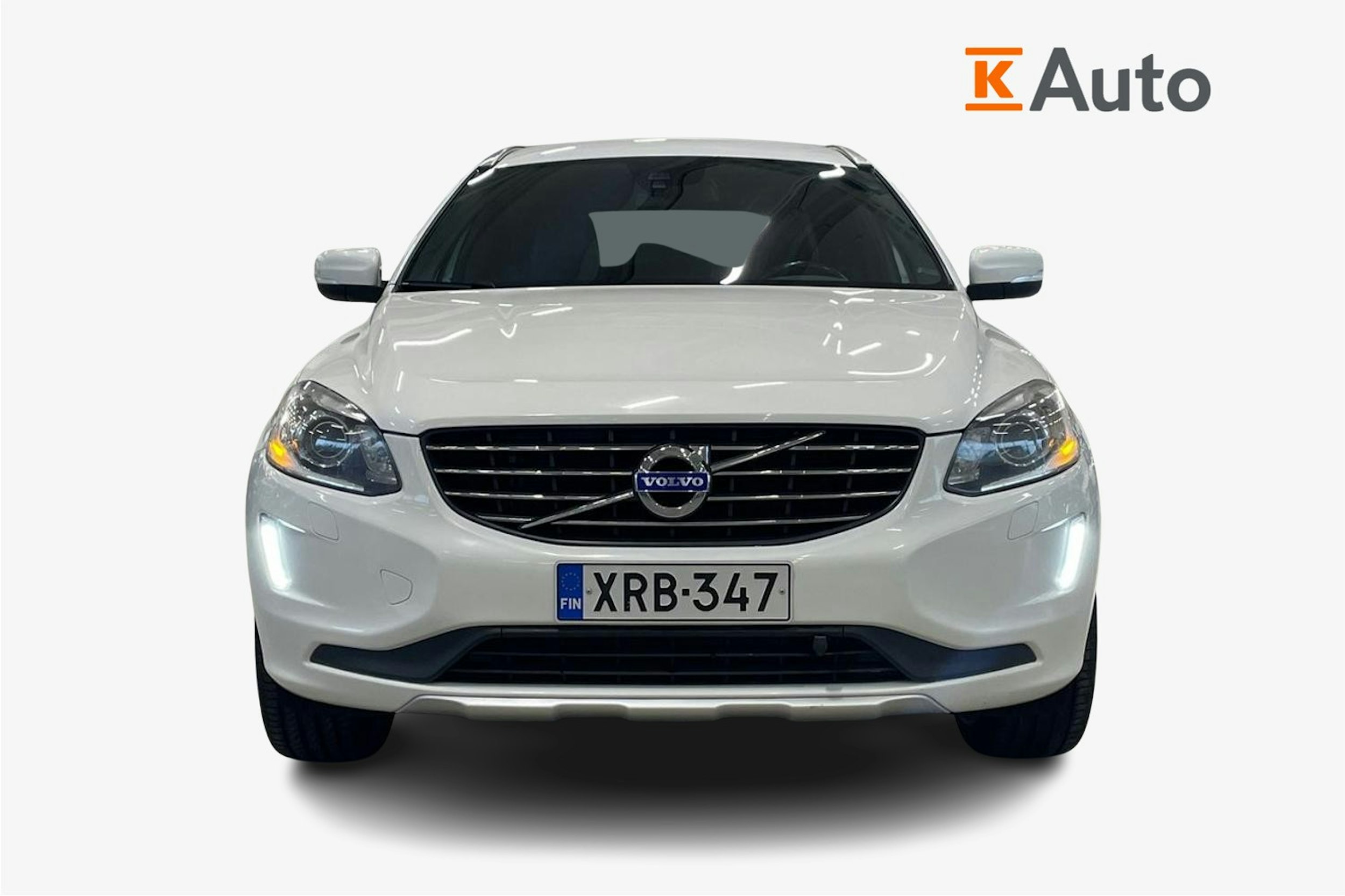valkoinen Volvo XC60 2013 kuva 5.