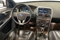 valkoinen Volvo XC60 2013 kuva 9.
