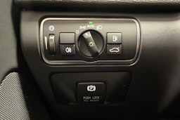 valkoinen Volvo XC60 2013 kuva 20.