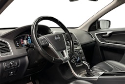 punainen Volvo XC60 2014 kuva 7.