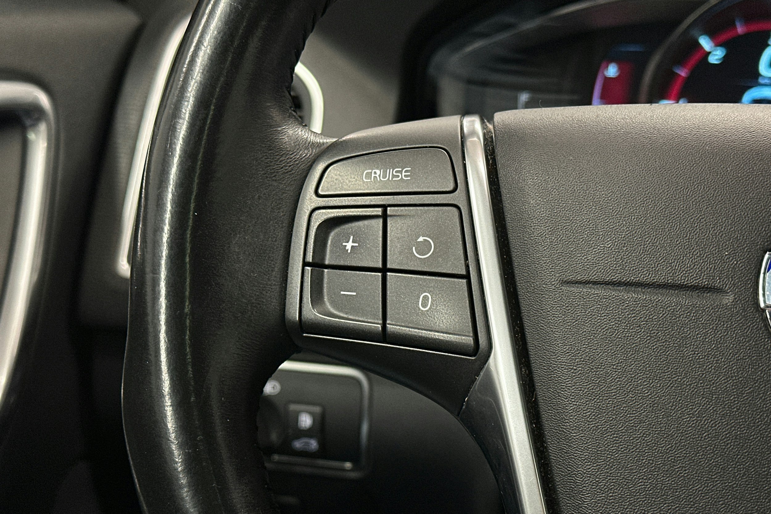 punainen Volvo XC60 2014 kuva 19.