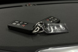 punainen Volvo XC60 2014 kuva 28.