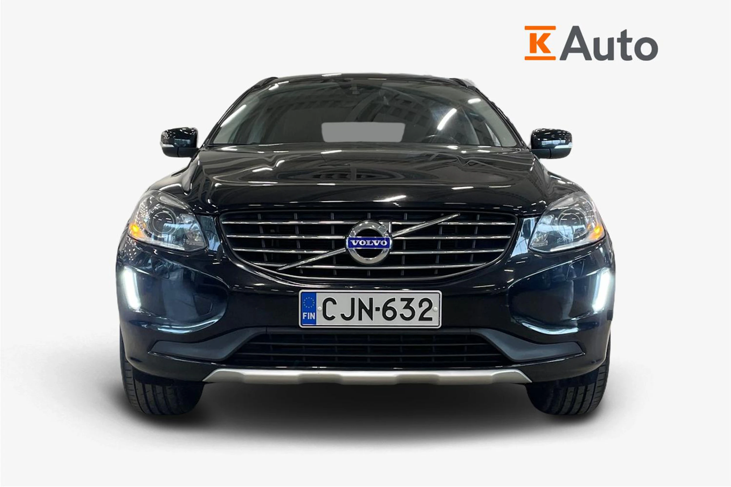 musta Volvo XC60 2015 kuva 5.
