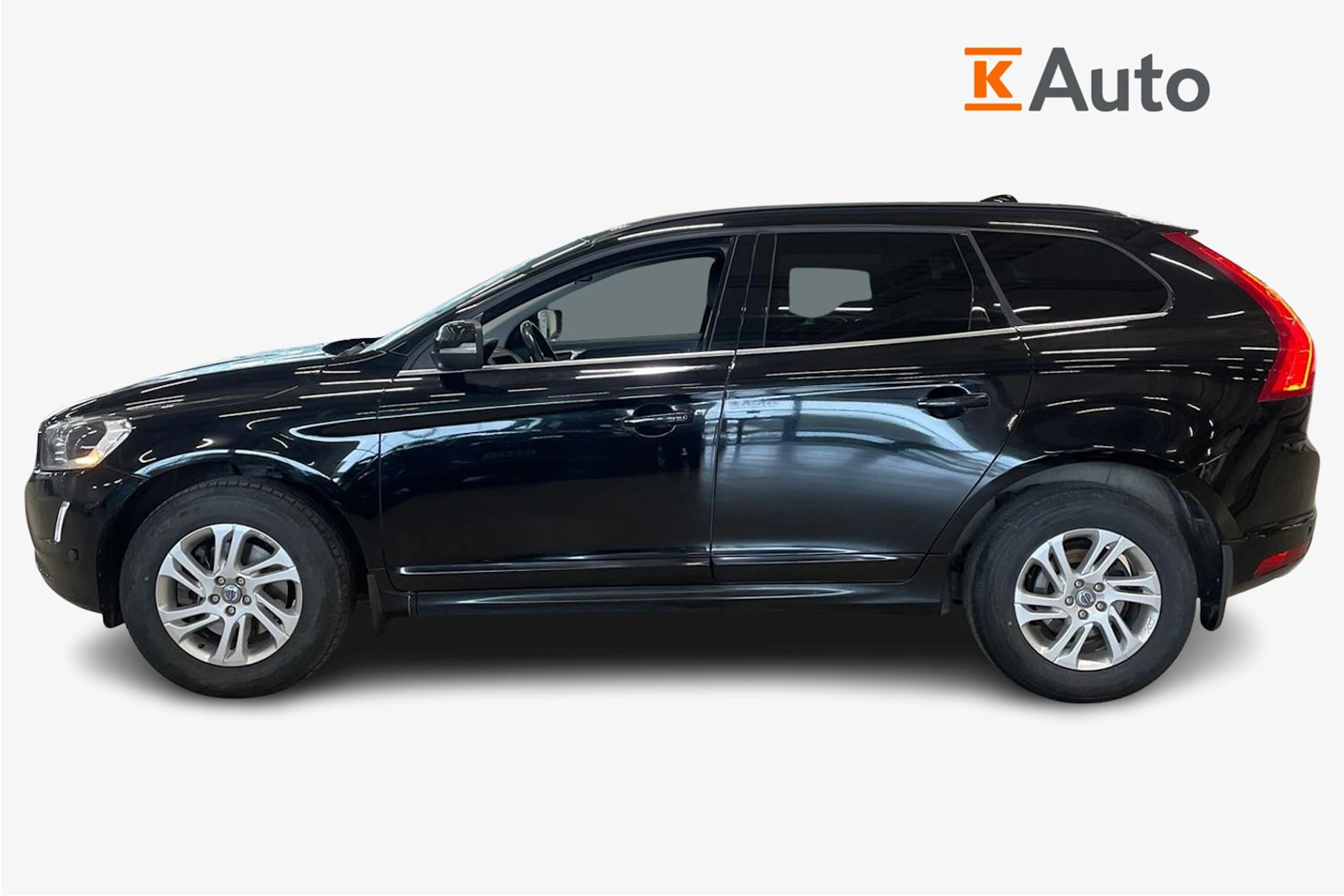 musta Volvo XC60 2015 kuva 7.