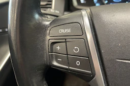 musta Volvo XC60 2015 kuva 19.