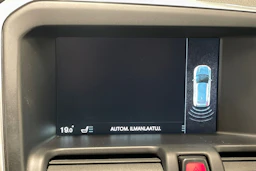 musta Volvo XC60 2015 kuva 25.