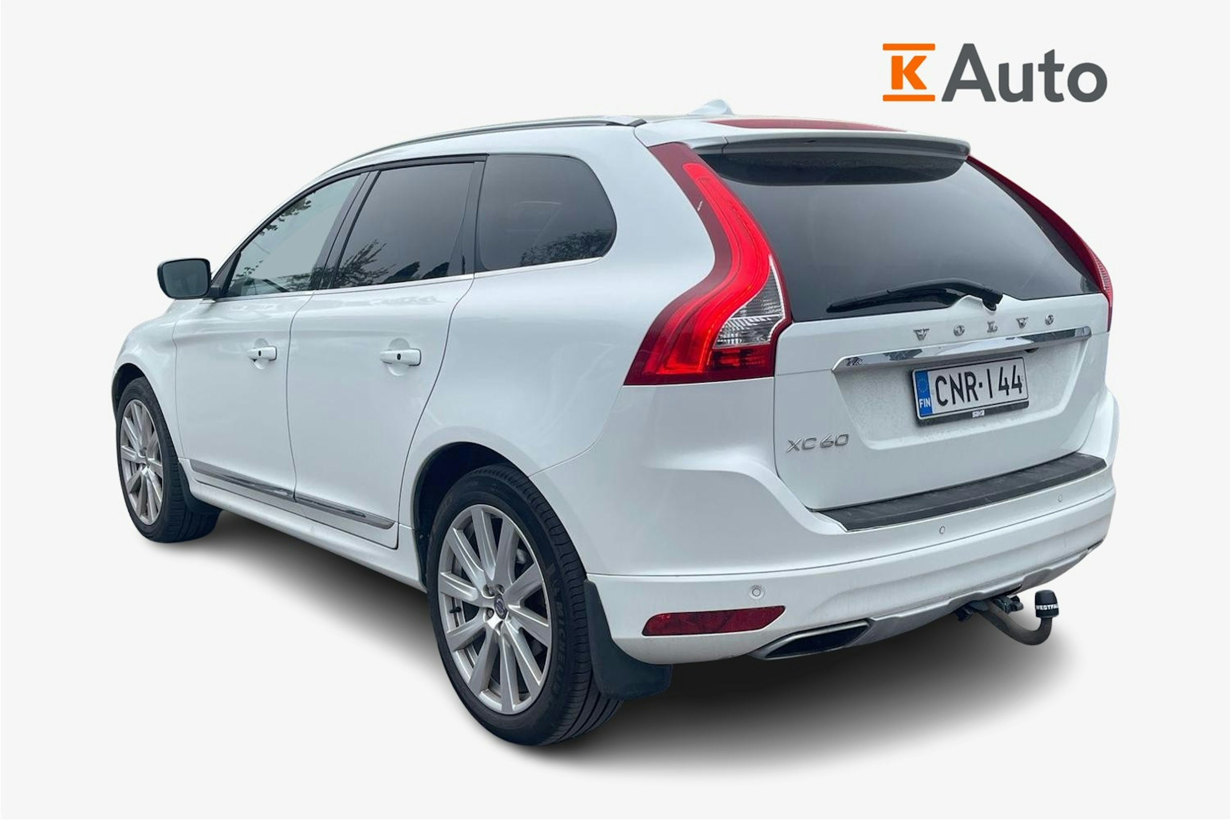 valkoinen Volvo XC60 2014 kuva 2.